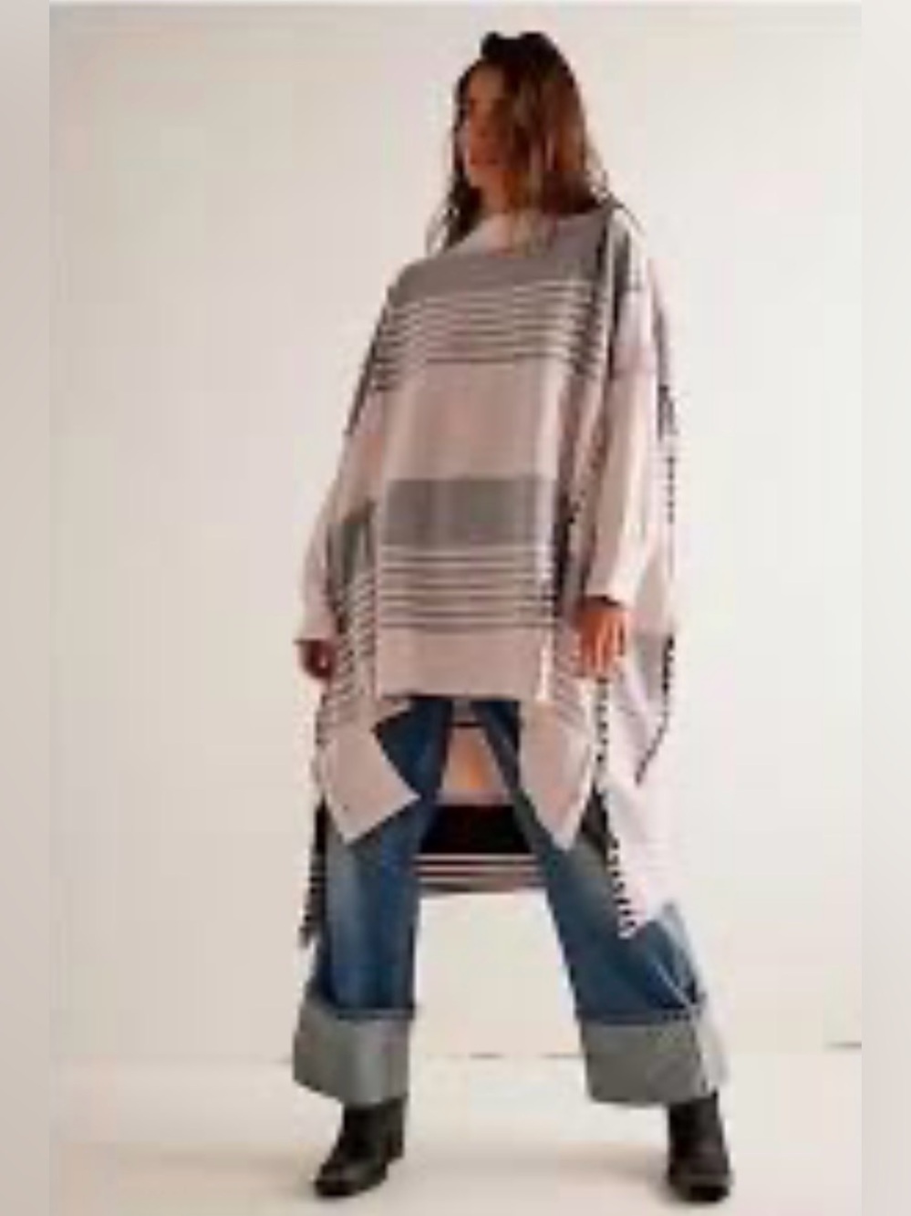 Free People / We The Free “Off the Shelf” Maxi Sweatshirt in Mauve Chaulk size S